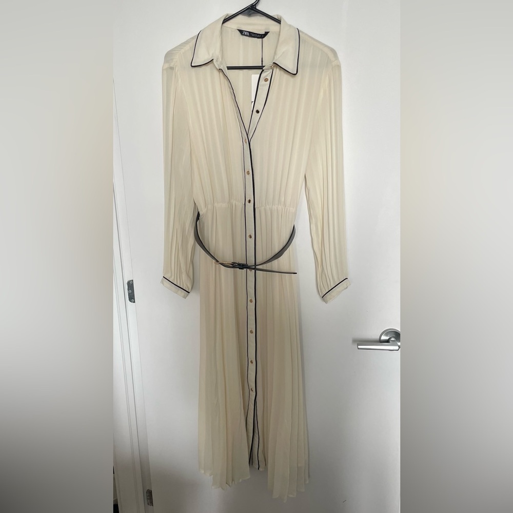 Zara Cream Pleated Long Sleeve Dress w/ Belt